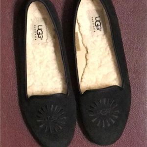 Black Suede “UGG”!!! Slipper Loafer Style SHERPA FLATS Size 8